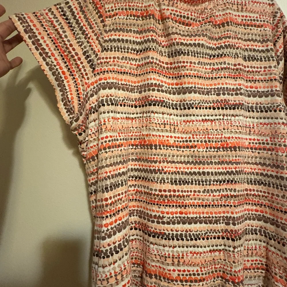 croft & barrow Short Sleeve V-Neck Top in Cream with Orange and Brown Dots - Picture 2 of 3